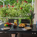 Nador - Fod125 By Interhome Tatil Evi Feherbezseny